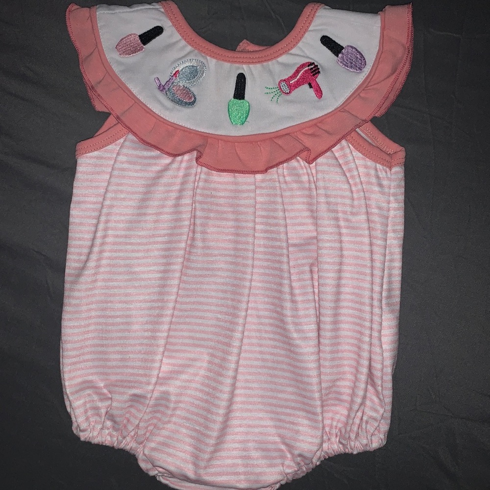 Glam girl bubble outfit